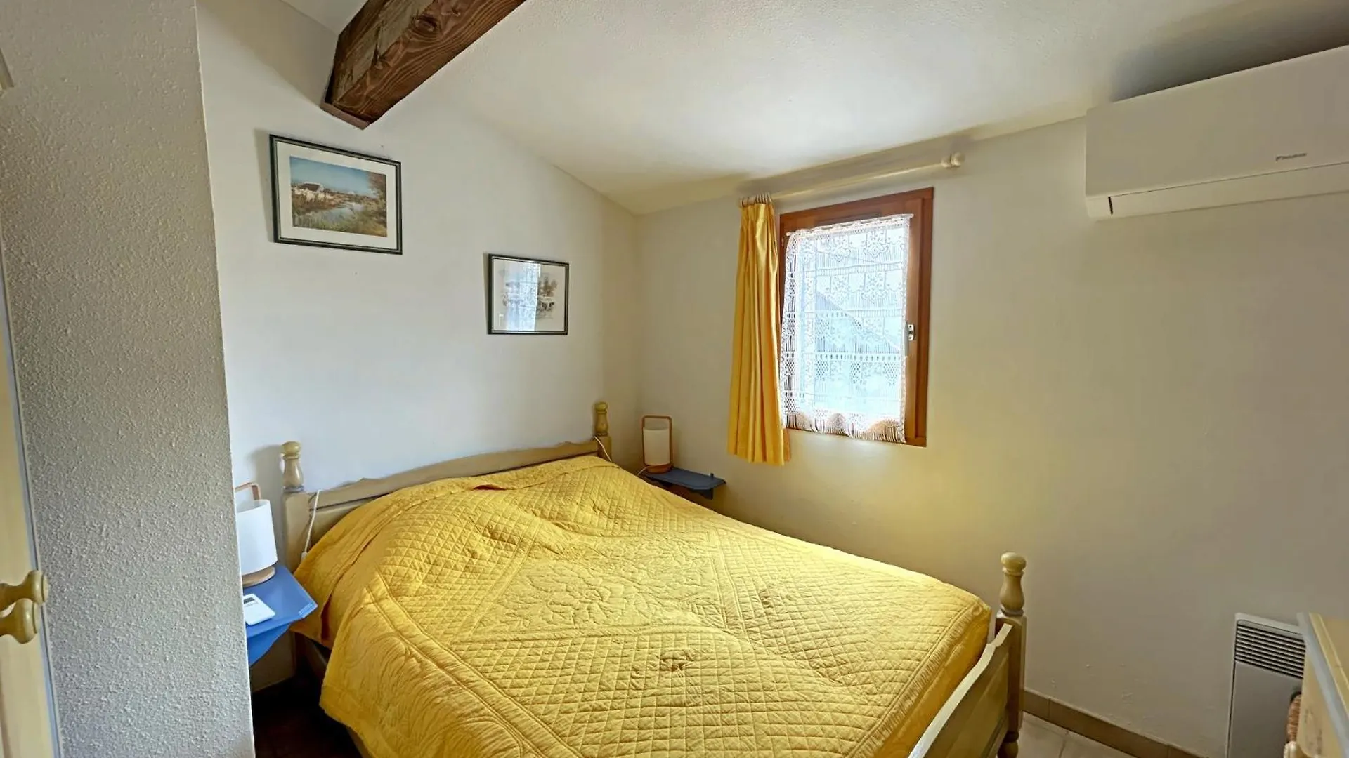 Holiday home Maison 6 Pers Avec Piscine Commune Et Climatisation - Fr-1-475-166 Saintes-Maries-de-la-Mer